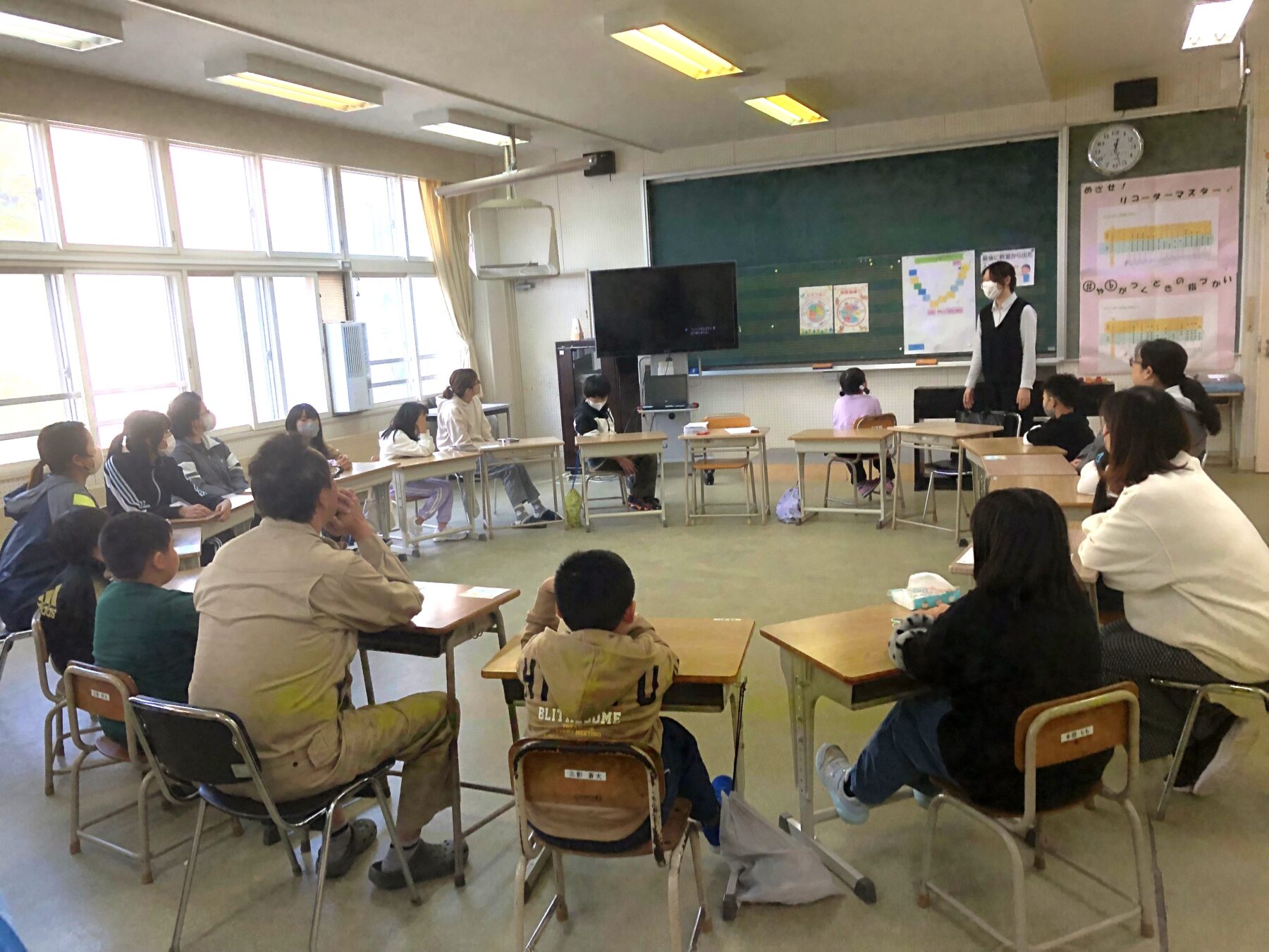 給食試食会を行いました 4枚目写真