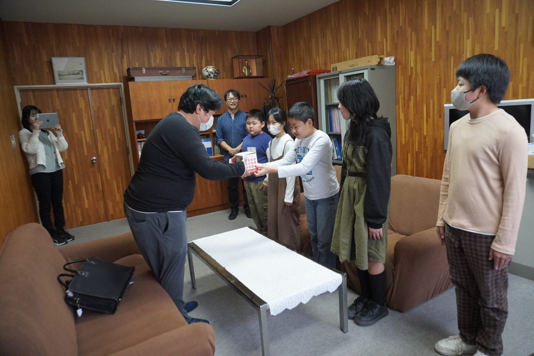 赤い羽根募金の取り組み 1枚目写真