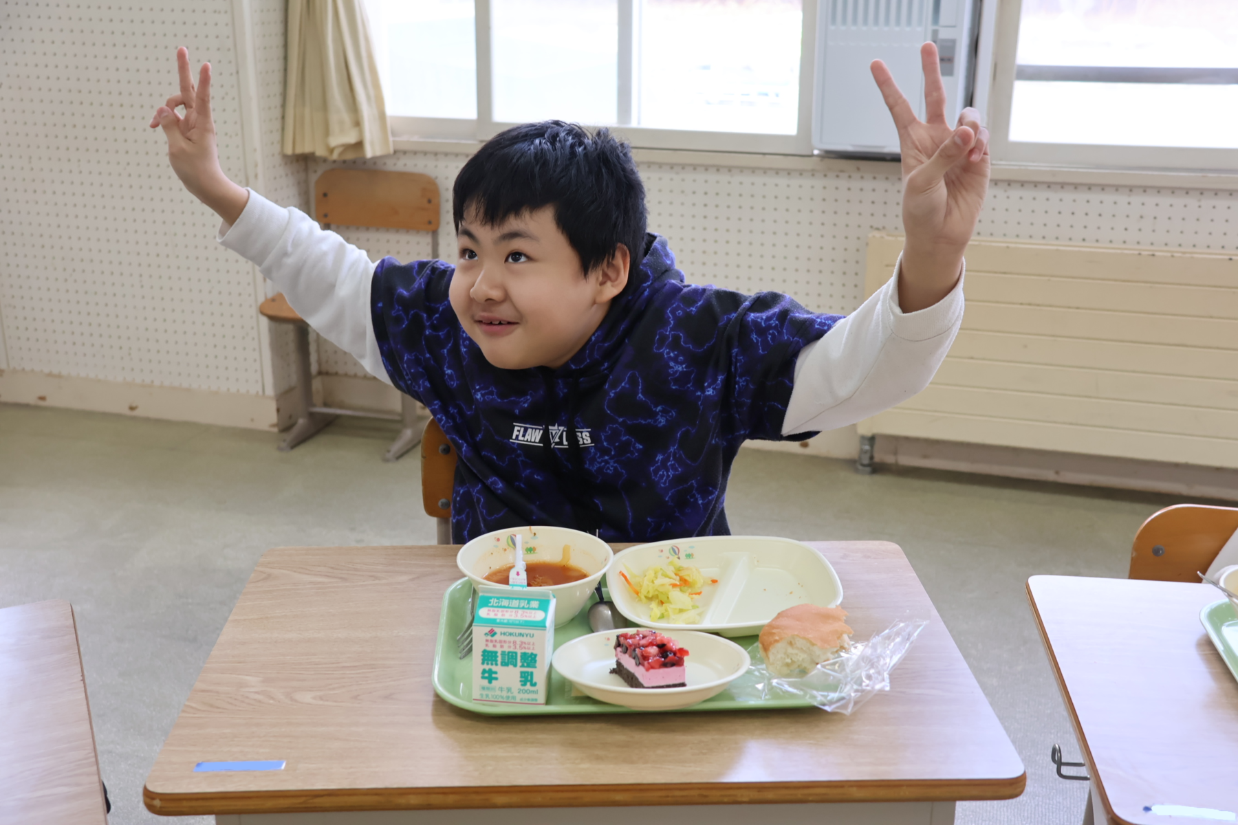 6年生最後の給食でした 6枚目写真